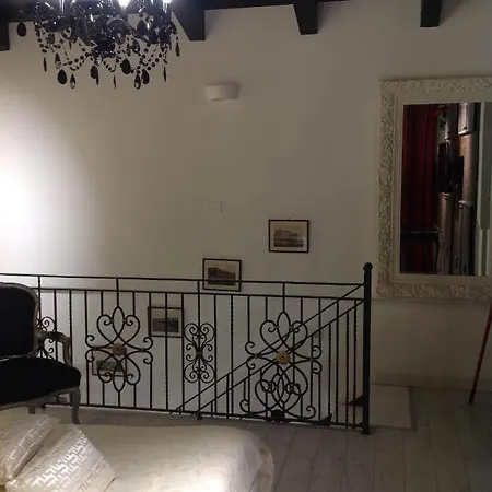 La Casa Dell'artista 卡利亚里